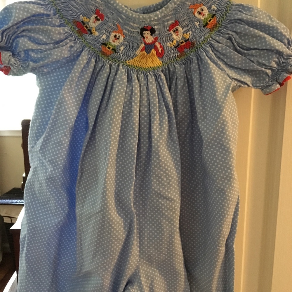 Smocked Snow White outfit